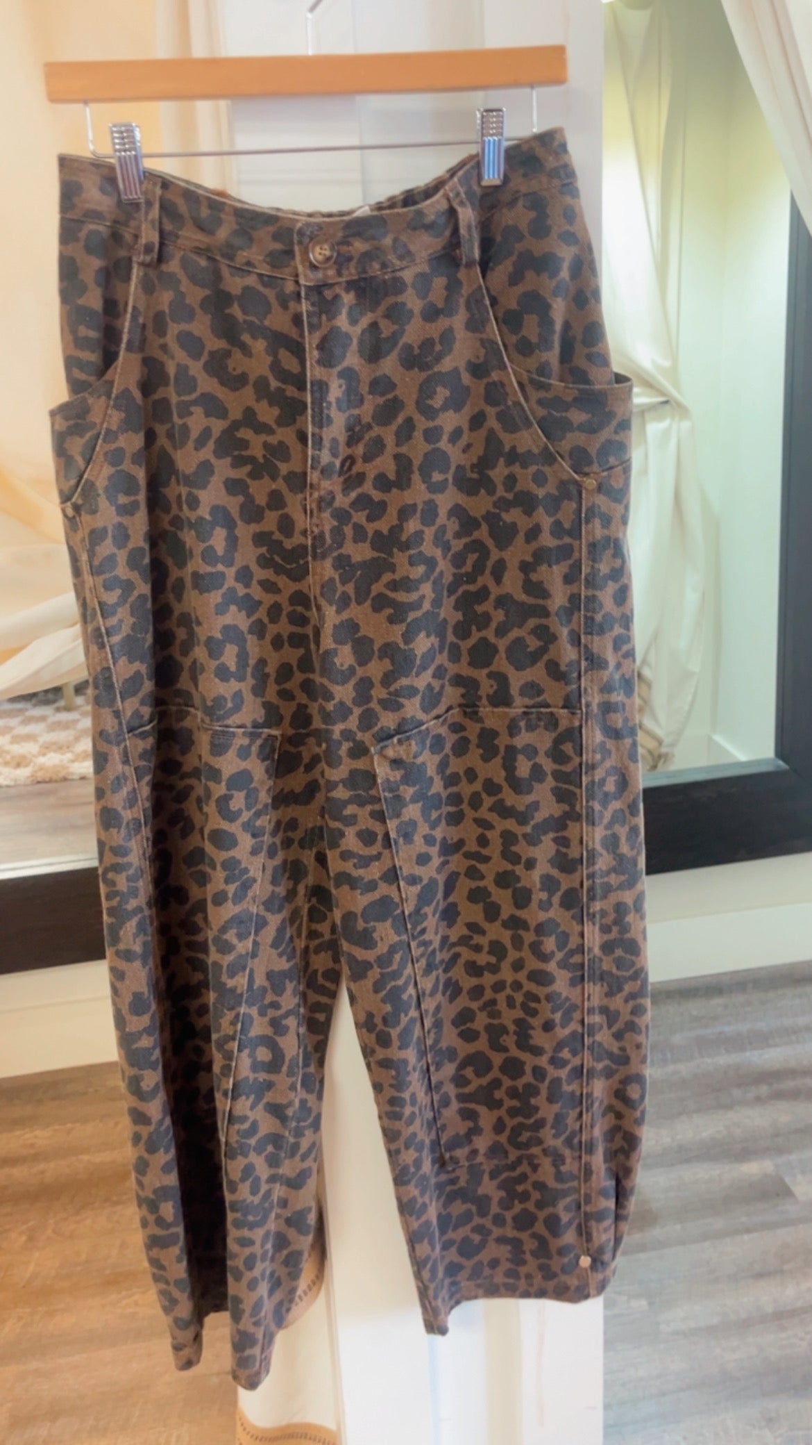 Dark Cheetah Barrel Jeans